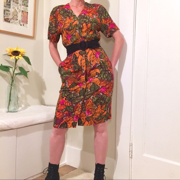 Vintage Dresses & Skirts - 90s chill vintage abstract tropical button dress